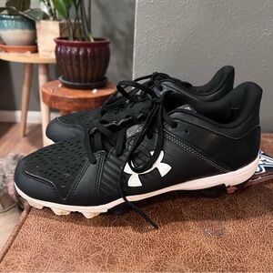 Under Armour 9 BASEBALL Leadoff Low RM